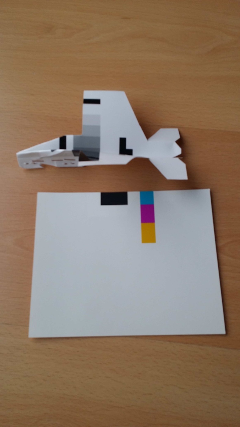 Avión y papel fotográfico